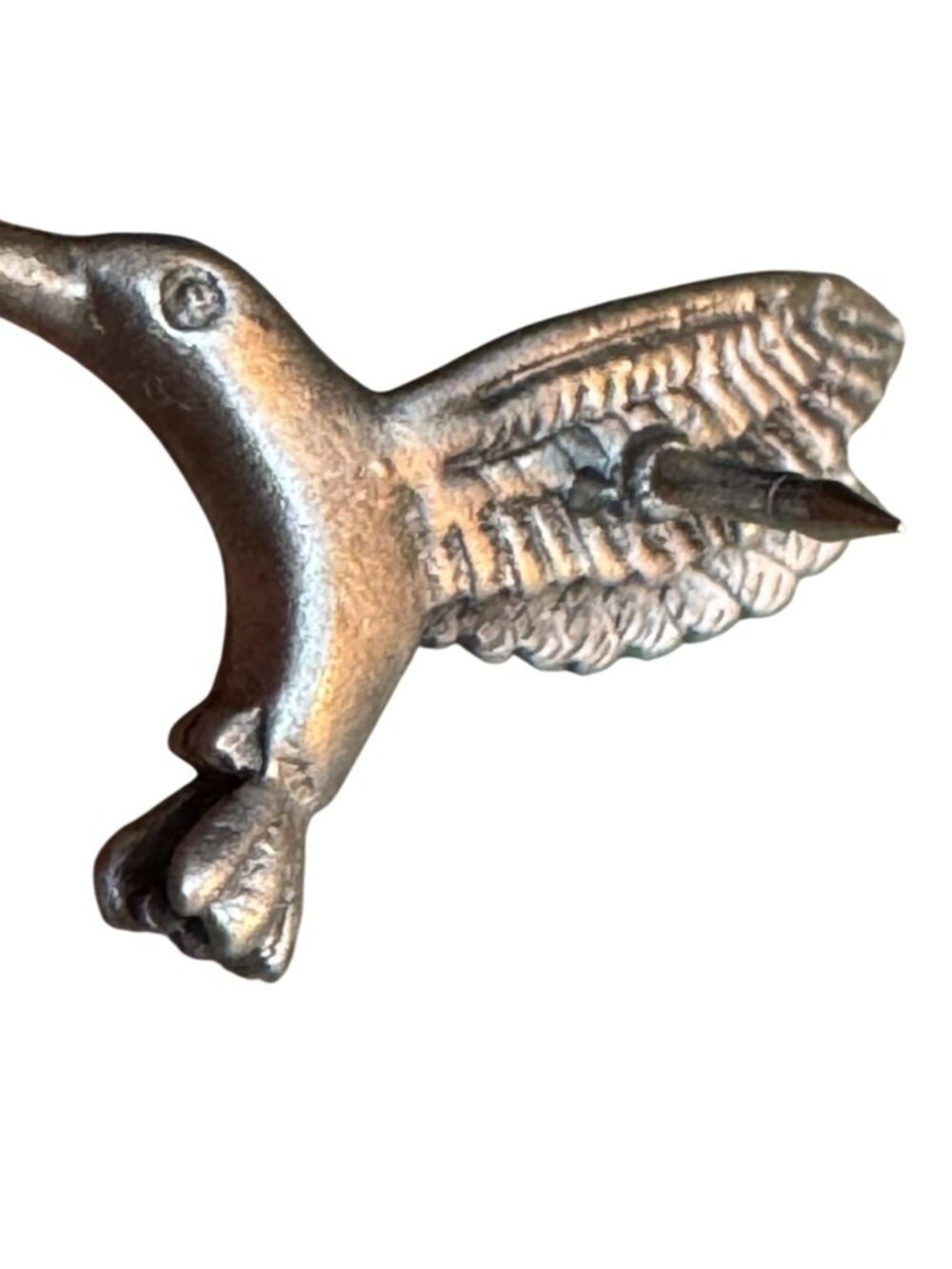 Vintage Hummingbird Metal Lapel Pinback Circa 1960-1970 Detailed Textures - Picture 3 of 10